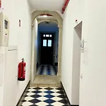Lighthouse By Mymoradia I Vue & Elegance A Apartman Porto