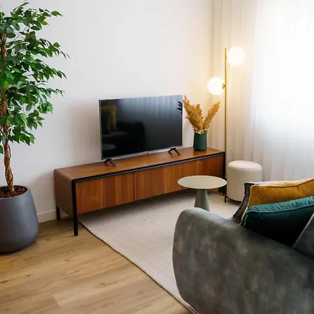 Apartament Lighthouse By Mymoradia I Vue & Elegance A *