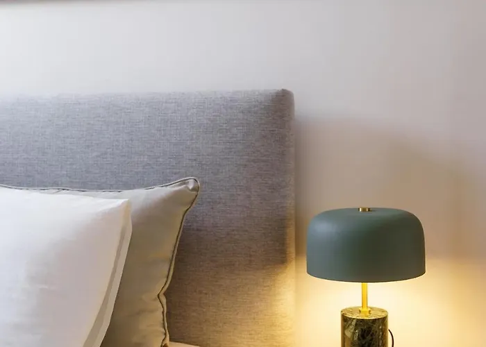 Lighthouse By Mymoradia I Vue & Elegance A Apartament *