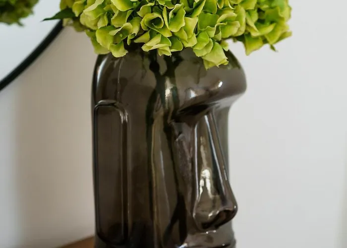 Lighthouse By Mymoradia I Vue & Elegance A * פורטו