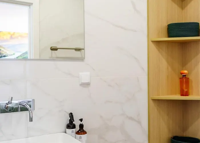 Lighthouse By Mymoradia I Vue & Elegance A * פורטו